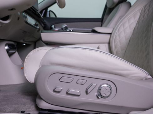 Used 2023 Genesis GV60 Performance AWD/4WD image 19