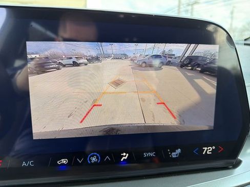 New 2026 Chevrolet Traverse LT w/ Midnight/Sport Edition image 18