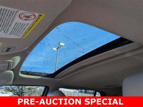 Used 2014 Ford Expedition Limited image 22