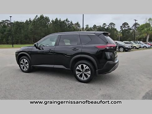 Used 2023 Nissan Rogue SV image 25