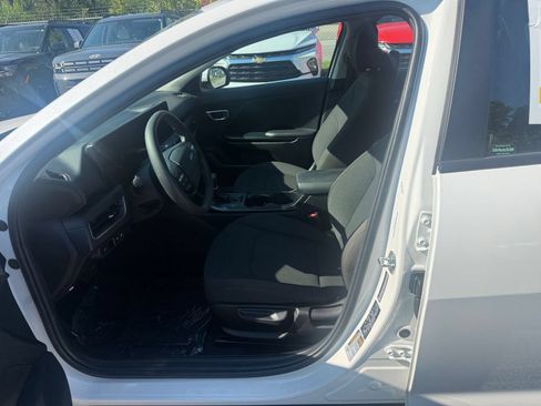 Used 2026 Kia K4 FWD image 27