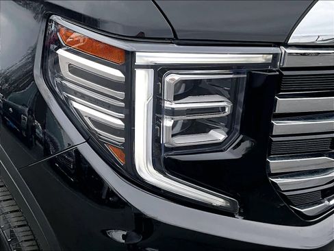 Used 2026 GMC Sierra 1500 SLT image 34