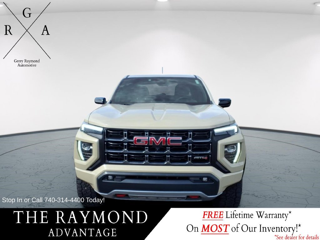 Used 2024 GMC Canyon AT4 w/ Technology Package AWD/4WD image 8