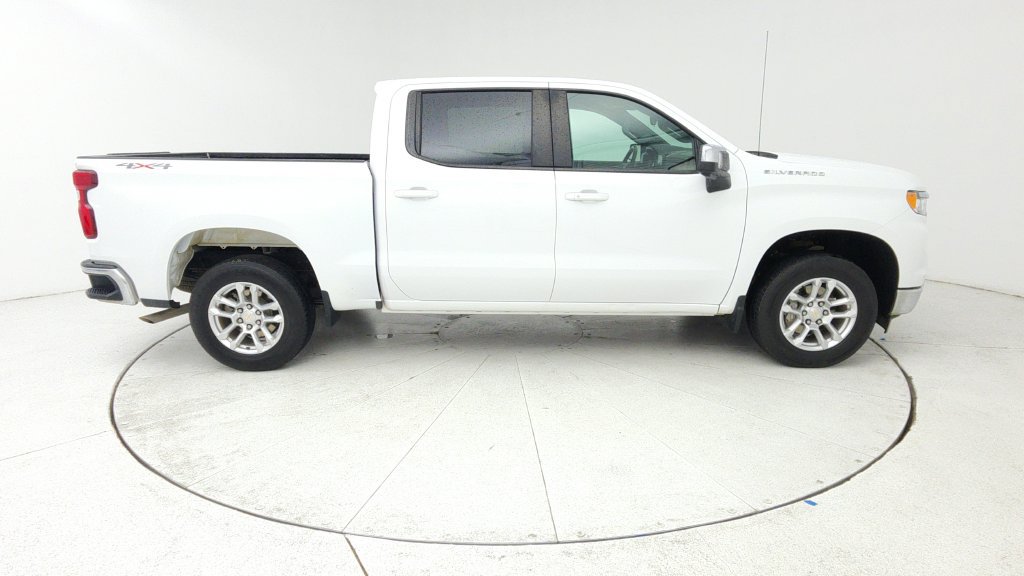 Certified 2025 Chevrolet Silverado 1500 LT w/ Safety Package AWD/4WD image 8