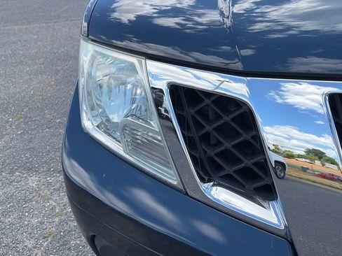 Used 2016 Nissan Frontier SV RWD image 12