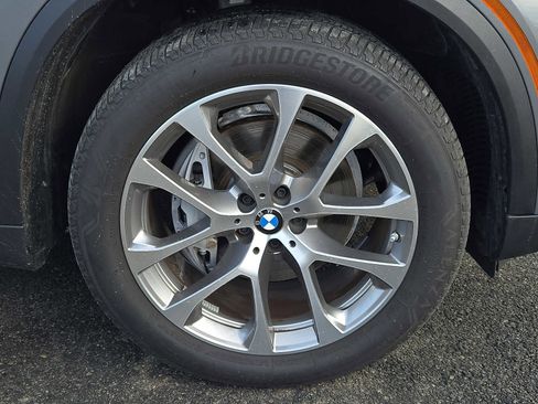 Used 2024 BMW X5 xDrive40i w/ Premium Package image 8
