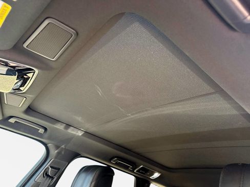 Used 2021 Land Rover Range Rover Sport HST image 28