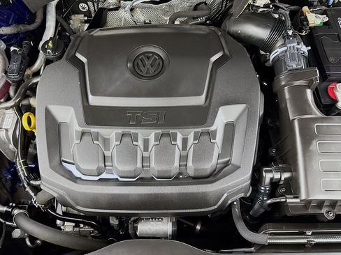 Used 2021 Volkswagen Tiguan S image 35