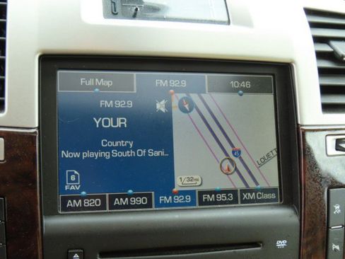 Used 2007 Cadillac Escalade EXT w/ Information Package image 26