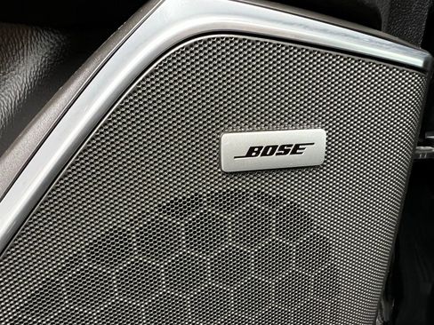 Used 2020 Cadillac Escalade ESV Luxury w/ Escalade Sport Edition image 31