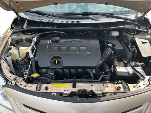 Used 2011 Toyota Corolla LE FWD image 25