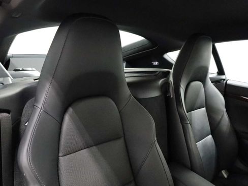 Certified 2018 Porsche 718 Cayman S RWD image 21