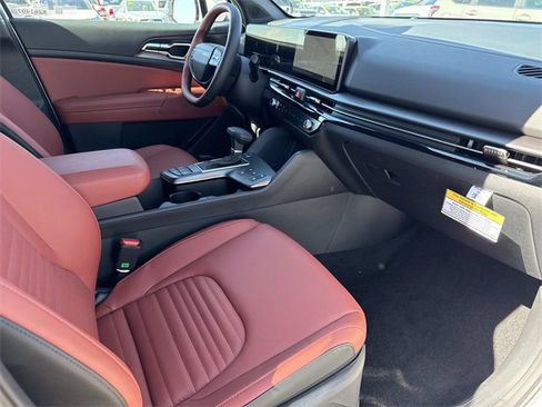 New 2026 Kia Sportage SX image 16