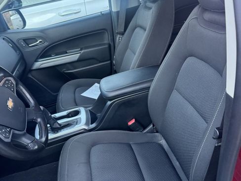 Certified 2021 Chevrolet Colorado LT w/ LT Convenience Package image 24