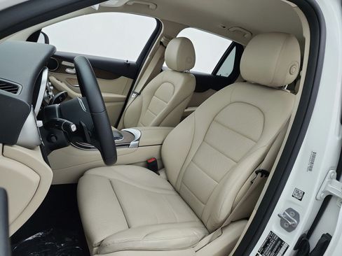 Used 2021 Mercedes-Benz GLC 300 image 10