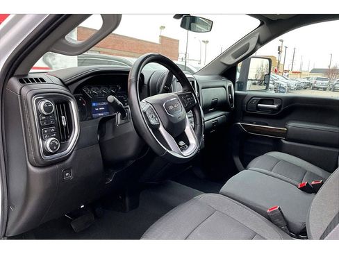 Used 2023 GMC Sierra 2500 SLE w/ SLE Value Package; image 13