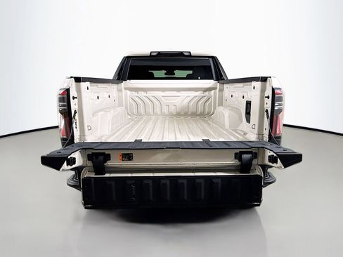 New 2026 GMC Sierra EV Elevation w/ LPO, Elevation Dark Package image 29