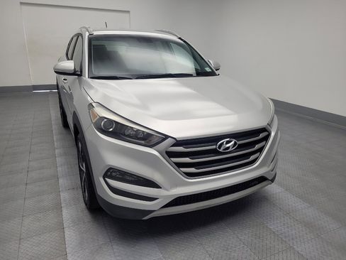 Used 2017 Hyundai Tucson Sport image 14
