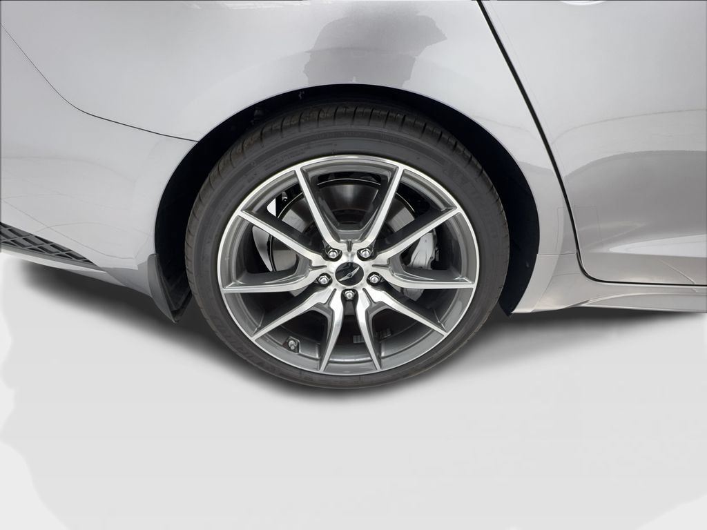 Used 2026 Genesis G70 2.5T RWD image 13