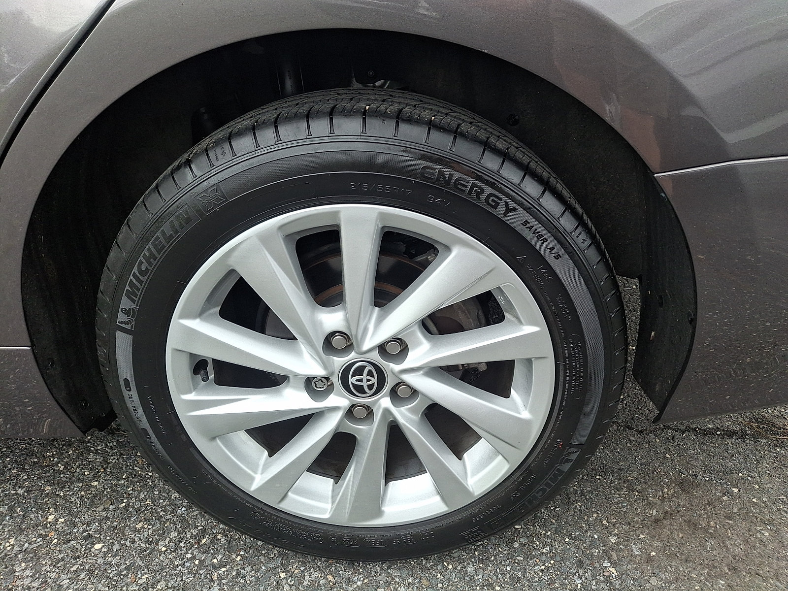 Used 2023 Toyota Camry LE AWD/4WD image 30