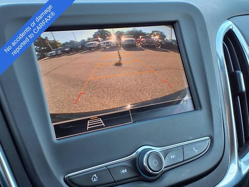 Used 2022 Chevrolet Equinox LT AWD/4WD image 23
