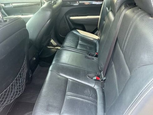 Used 2011 Kia Sorento EX w/ Premium Pkg FWD image 10