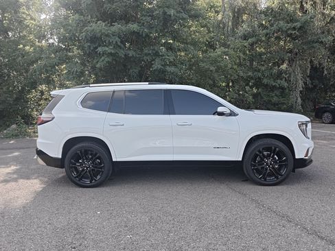 Certified 2026 GMC Acadia Denali w/ Super Cruise Package AWD/4WD image 8
