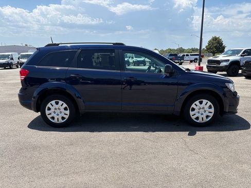 Used 2020 Dodge Journey SE FWD image 9