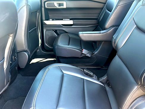 Used 2023 Ford Explorer XLT w/ Equipment Group 202A image 18