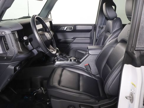 Used 2025 Ford Bronco Badlands AWD/4WD image 24