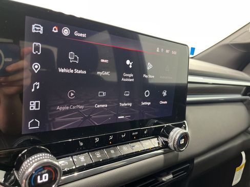 New 2026 GMC Canyon Elevation image 15