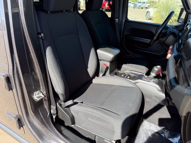 Used 2021 Jeep Gladiator Sport AWD/4WD image 30