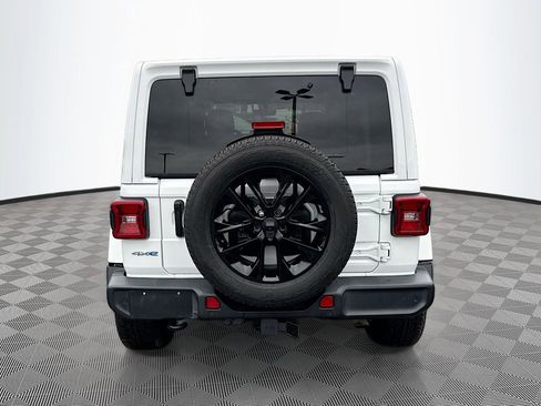 Used 2021 Jeep Wrangler Unlimited Sahara w/ Safety Group image 7