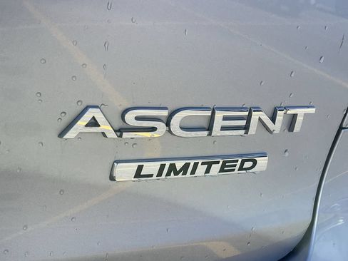 Used 2024 Subaru Ascent Limited w/ Technology Package AWD/4WD image 8