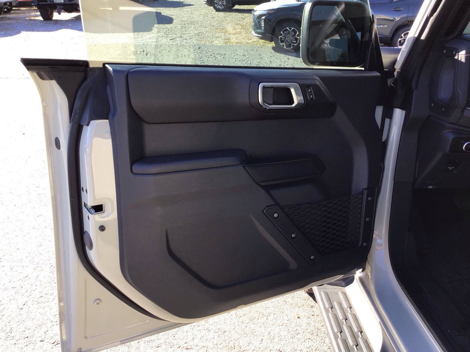 Used 2026 Ford Bronco Outer Banks AWD/4WD image 11