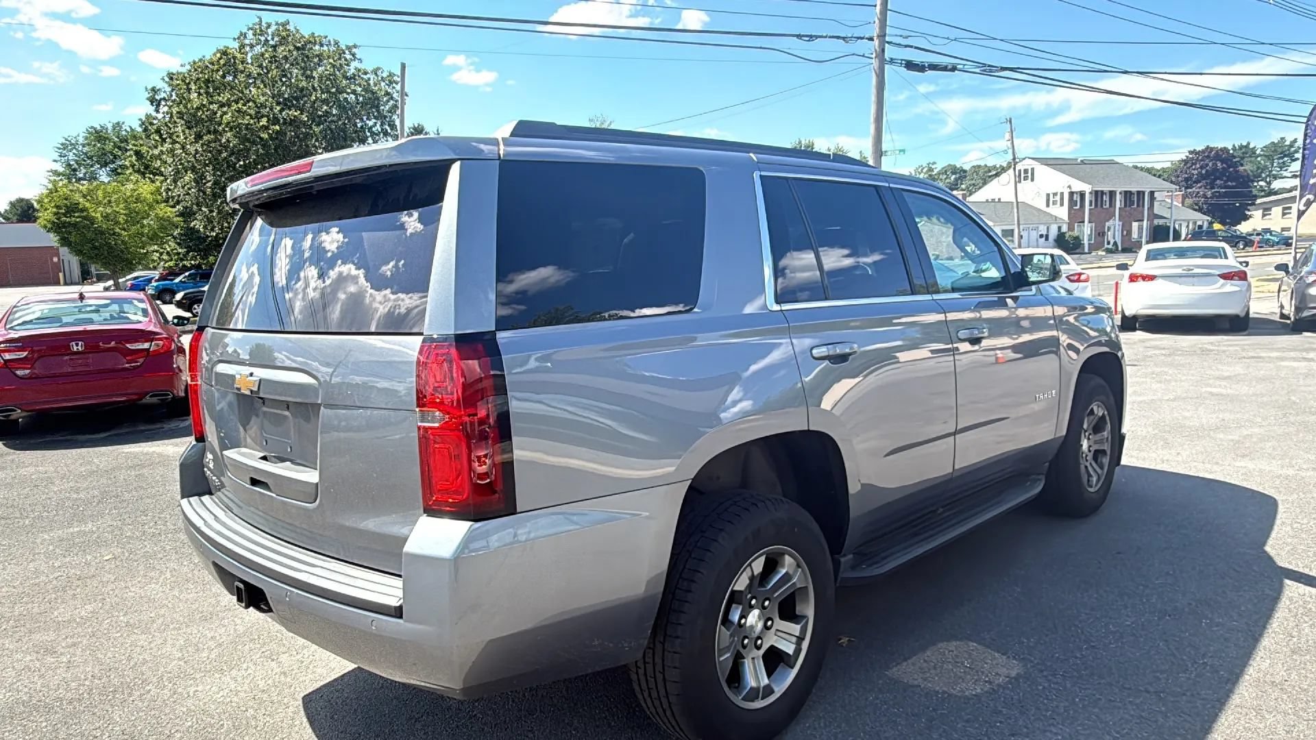 Used 2019 Chevrolet Tahoe LS AWD/4WD image 11