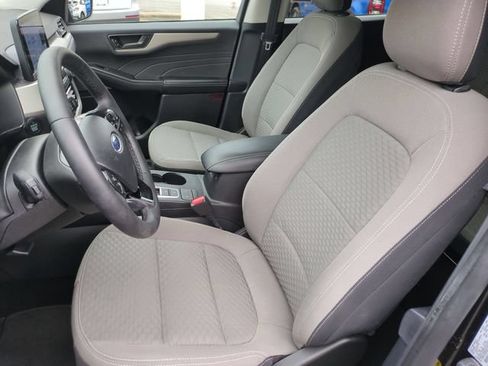 Used 2022 Ford Escape SE w/ SE Sport Appearance Package AWD/4WD image 14