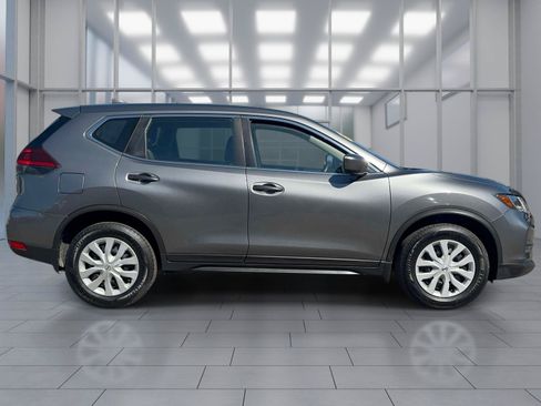 Used 2019 Nissan Rogue S AWD/4WD image 3