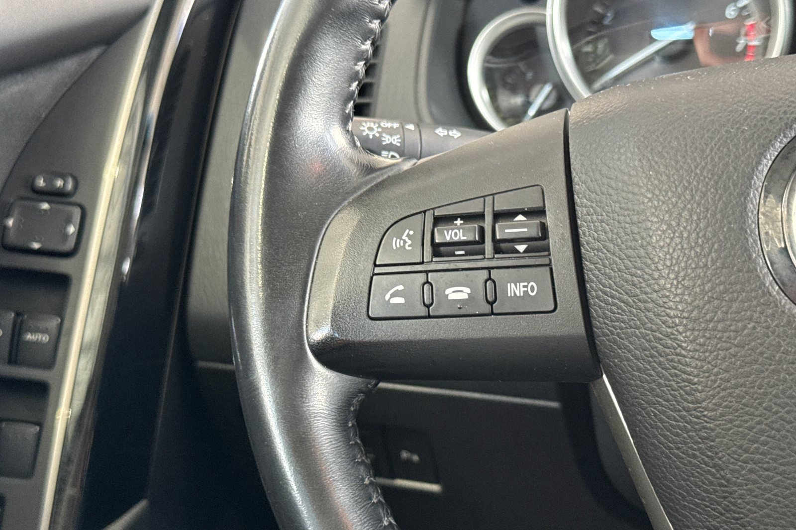 Used 2013 MAZDA CX-9 Touring AWD/4WD image 30