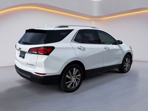 Used 2023 Chevrolet Equinox Premier AWD/4WD image 3