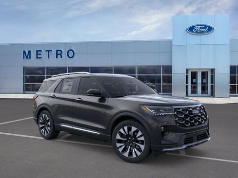New 2026 Ford Explorer Platinum AWD/4WD image 1
