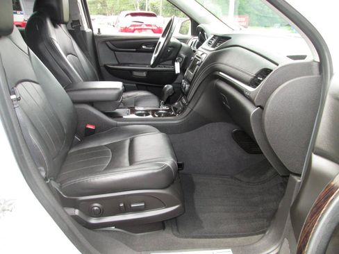 Used 2016 Chevrolet Traverse LTZ AWD/4WD image 4