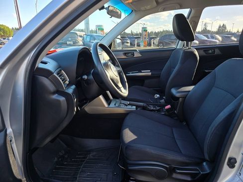 Used 2011 Subaru Forester 2.5X AWD/4WD image 8
