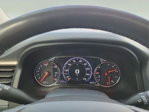 Used 2022 GMC Acadia Denali w/ Denali Ultimate Package image 18