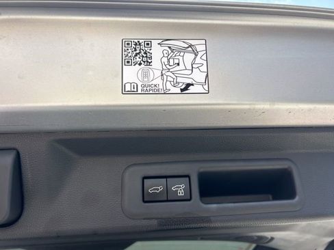 Used 2023 Toyota Sequoia Limited image 11