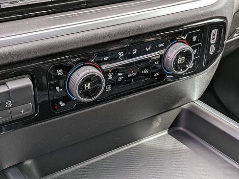 New 2026 Chevrolet Silverado 3500 High Country w/ High Country Premium Package image 25