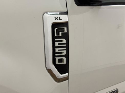 Used 2019 Ford F250 XL w/ XL Value Package AWD/4WD image 33