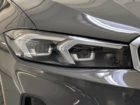 Used 2026 BMW 330i Sedan w/ Premium Package RWD image 11