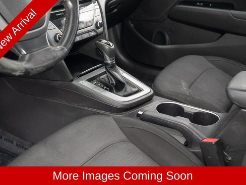 Used 2017 Hyundai Elantra Value Edition FWD image 35