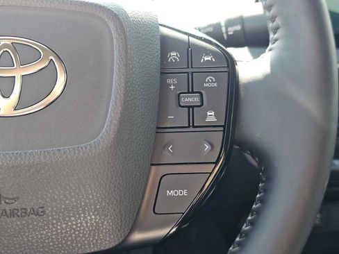 Certified 2026 Toyota Prius XLE FWD image 29